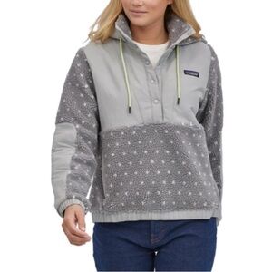 Patagonia Women’s XS Retro Fleece Pullover